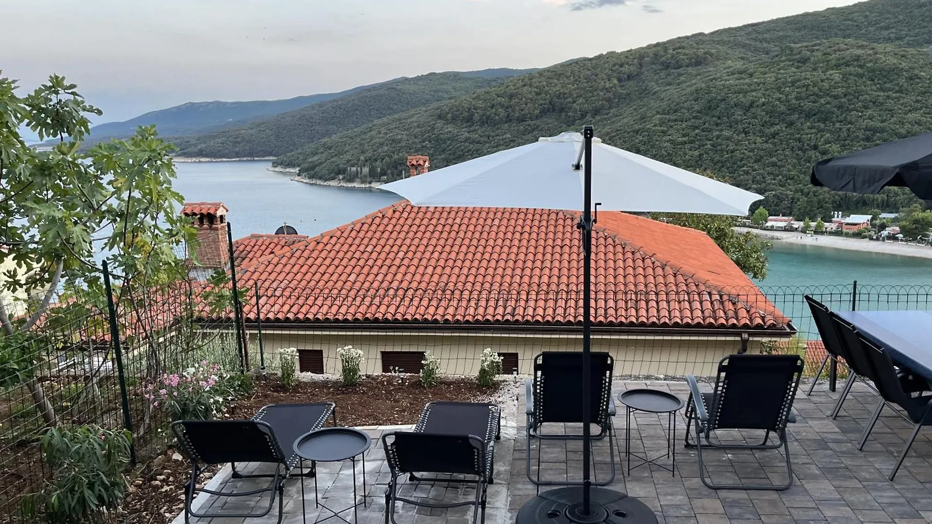 Apartments Zahtila - Berto Rabac